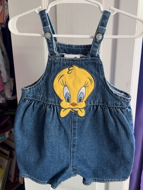 Warner Bros. Other - 1999 Tweety bird Shortalls